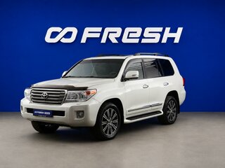 2015 Toyota Land Cruiser 200 Series Рестайлинг 1, белый, 3100444 рублей, вид 5