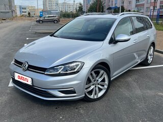 2019 Volkswagen Golf VII Рестайлинг, серебристый, 1430000 рублей, вид 1