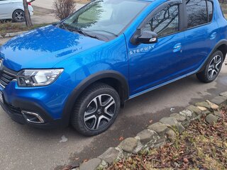 2020 Renault Sandero Stepway II Рестайлинг, синий, 1400000 рублей, вид 5