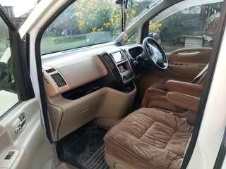 2007 Nissan Serena III (C25), белый, 850000 рублей, вид 5