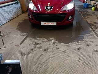 2010 Peugeot 207 I Рестайлинг, красный, 650000 рублей, вид 2