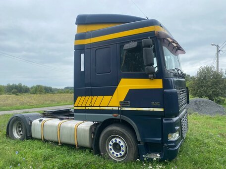 2003 DAF XF, синий, 2000000 рублей, вид 5