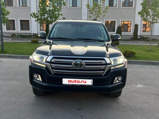 2016 Toyota Land Cruiser 200 Series Рестайлинг 2, чёрный, 6975000 рублей, вид 3