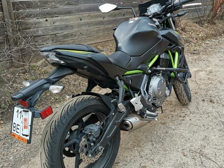2019 Kawasaki Z 650, чёрный, 680000 рублей, вид 3