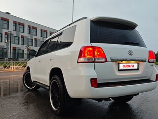 2010 Toyota Land Cruiser 200 Series, белый, 3350000 рублей, вид 5