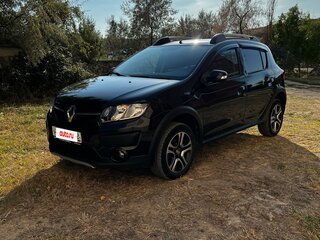 2018 Renault Sandero Stepway II, чёрный, 1100000 рублей, вид 3
