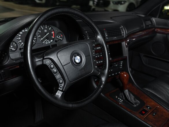 1998 BMW 7 серии 750Li III (E38) Рестайлинг, чёрный - вид 16