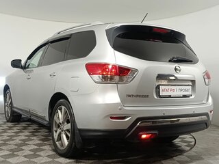 2014 Nissan Pathfinder IV, серебристый, 1540000 рублей, вид 5