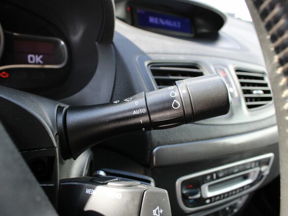 2013 Renault Fluence I, серебристый - вид 13