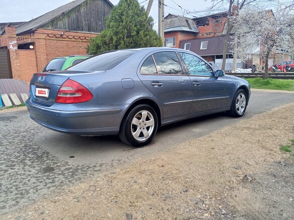 2004 Mercedes-Benz E-Класс 240 III (W211, S211), синий, 950000 рублей - вид 6