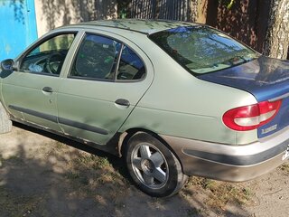 2001 Renault Megane I Рестайлинг, зелёный, 300000 рублей, вид 2