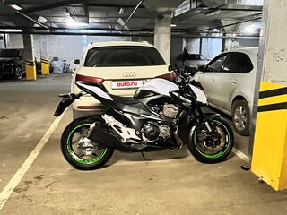 2014 Kawasaki Z 800, белый, 690000 рублей, вид 3