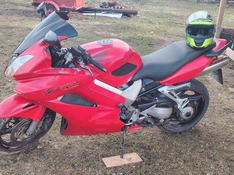 2003 Honda VFR 800, красный, 400000 рублей, вид 1