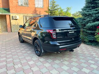 2013 Ford Explorer V, чёрный, 1670000 рублей, вид 4