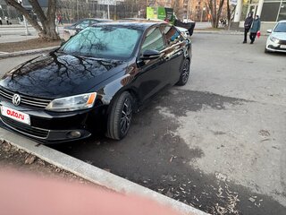2013 Volkswagen Jetta VI, чёрный, 1300000 рублей, вид 1
