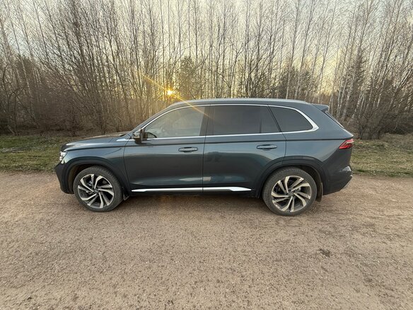 2024 Geely Monjaro I, серый, 3700000 рублей - вид 1