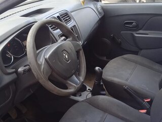 2017 Renault Sandero II, белый, 340000 рублей, вид 3