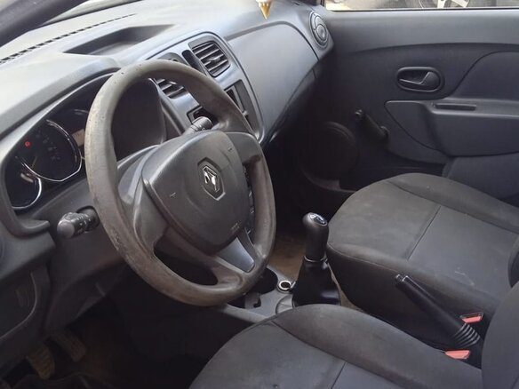 2017 Renault Sandero II, белый, 340000 рублей - вид 2