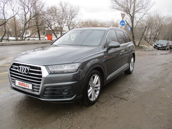 2015 Audi Q7 II (4M), серый