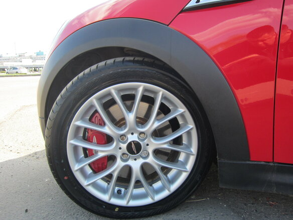 2008 Mini Hatch JCW II (R56), красный - вид 3