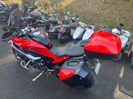 2021 BMW S 1000 XR, красный, 1400000 рублей, вид 4
