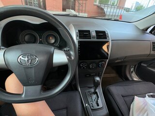2012 Toyota Corolla X (E140, E150) Рестайлинг, серебристый, 1600000 рублей, вид 5