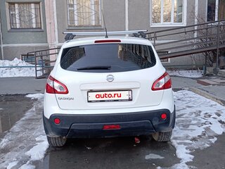 2011 Nissan Qashqai I Рестайлинг, белый, 1200000 рублей, вид 2