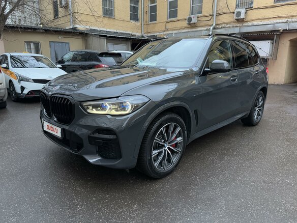2022 BMW X5 40d IV (G05/G18), серый, 9900000 рублей
