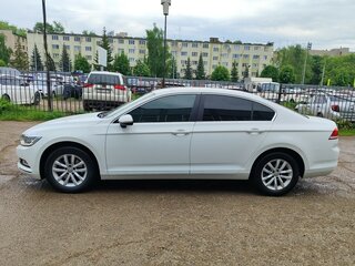 2019 Volkswagen Passat B8, белый, 2370000 рублей, вид 3