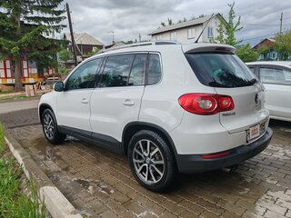 2008 Volkswagen Tiguan I, белый, 1225000 рублей, вид 2