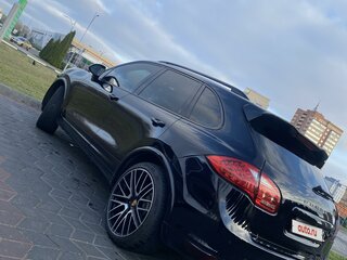 2010 Porsche Cayenne Diesel II (958), чёрный, 2350000 рублей, вид 4