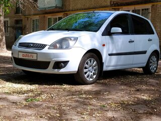 2007 Ford Fiesta Mk5, белый, 419000 рублей, вид 2