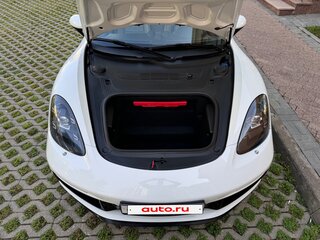 2018 Porsche Cayman III 718 (982), белый, 6050000 рублей, вид 2