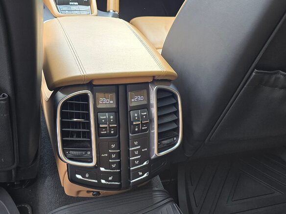 2012 Porsche Cayenne Turbo S II (958), чёрный, 3700000 рублей - вид 14