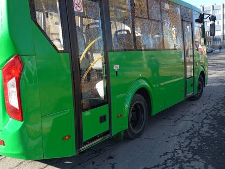 2017 ПАЗ Вектор Next 7.6, зелёный, 1300000 рублей, вид 3
