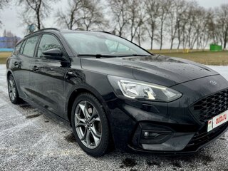 2019 Ford Focus IV, чёрный, 1380000 рублей, вид 3