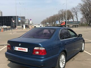 2001 BMW 5 серии 525i IV (E39) Рестайлинг, синий, 950000 рублей, вид 4