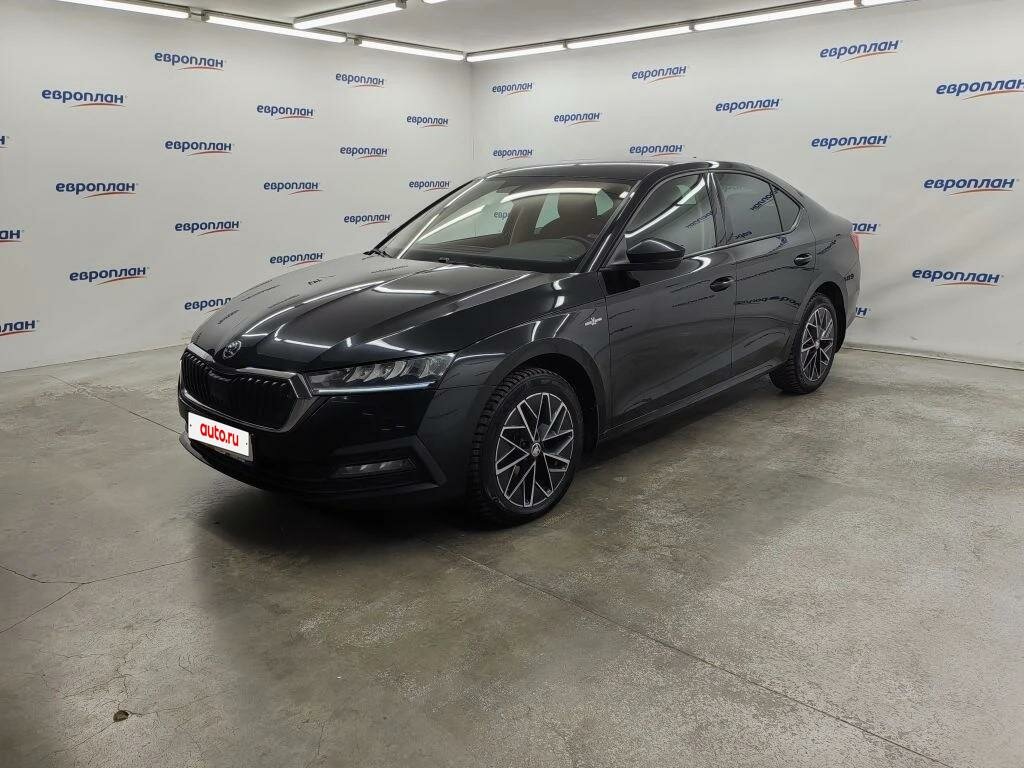 Открыть фотографии: Skoda Octavia IV (A8)