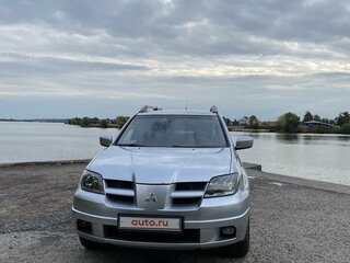 2004 Mitsubishi Outlander I, серебристый, 650000 рублей, вид 4