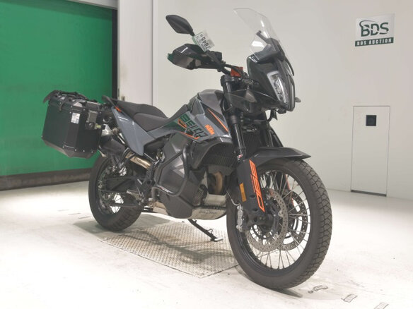 2023 KTM 890 Adventure, чёрный, 1000000 рублей - вид 2