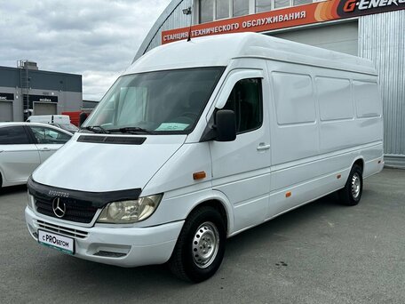 2016 Mercedes-Benz Sprinter Classic, белый, 1900000 рублей, вид 3