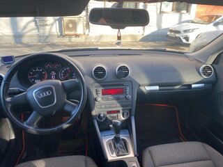 2010 Audi A3 II (8P) Рестайлинг 2, чёрный, 700000 рублей, вид 5