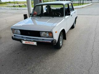 2004 Lada (ВАЗ) 2105, белый, 200000 рублей, вид 2