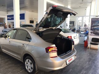 2020 Volkswagen Polo VI, бежевый, 1950000 рублей, вид 5