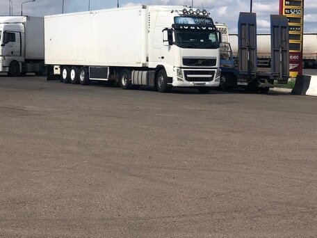 2012 Volvo FH, белый, 6000000 рублей, вид 1