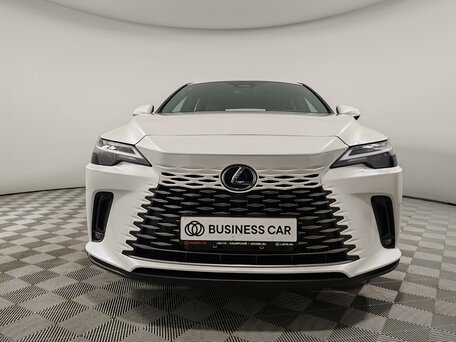 Lexus RX V