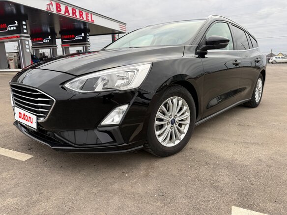 2018 Ford Focus IV, чёрный, 1400000 рублей