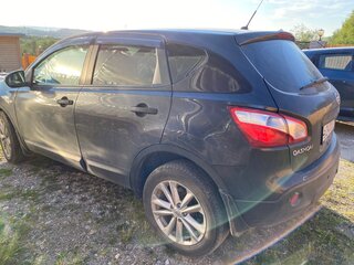 2010 Nissan Qashqai I Рестайлинг, чёрный, 750000 рублей, вид 3