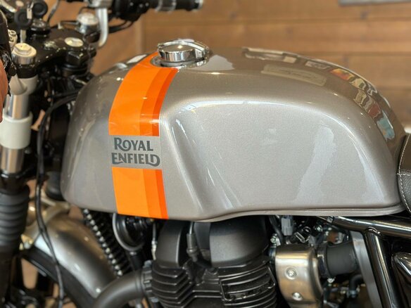 2025 Royal Enfield Continental GT, бежевый, 741000 рублей - вид 13