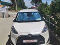 2021 Toyota Sienta II Рестайлинг, белый, 2150000 рублей